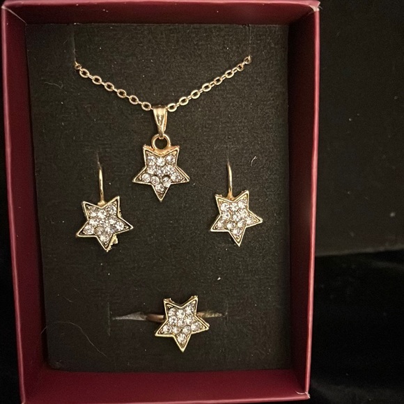 Jewelry set - Picture 1 of 2
